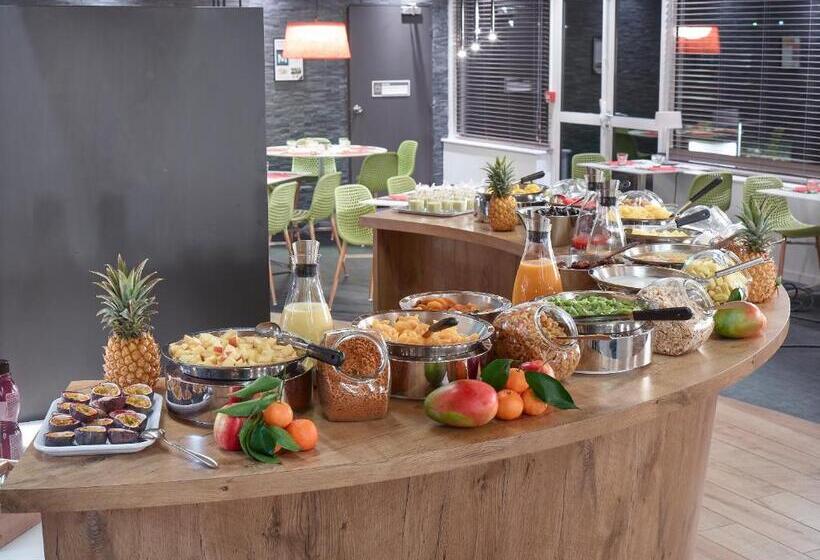 Отель Ibis Site Du Futuroscope