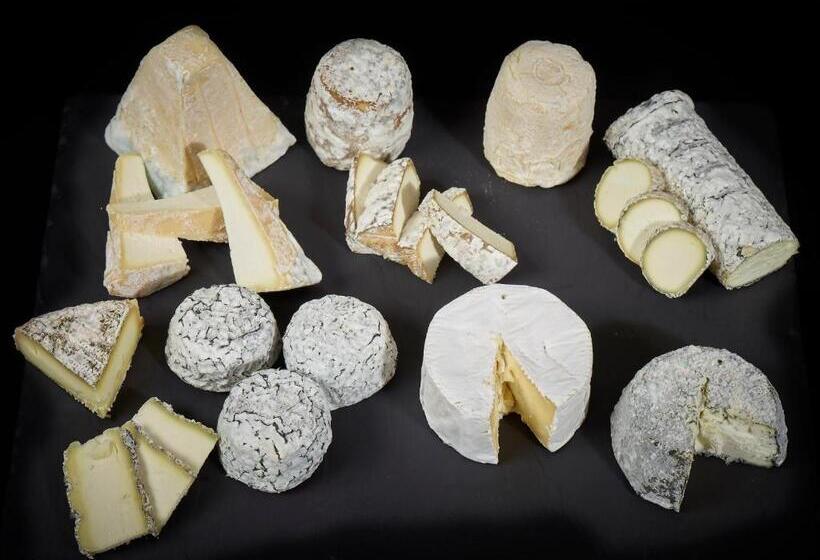 Отель Ibis Site Du Futuroscope