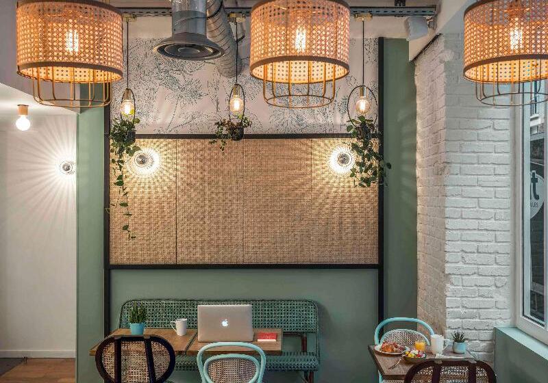 ホテル Ibis Styles Paris Montmartre Nord