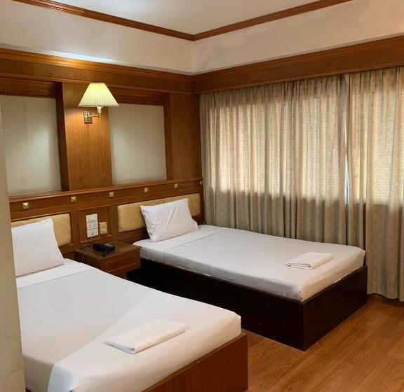 호텔 Imperial Sakon