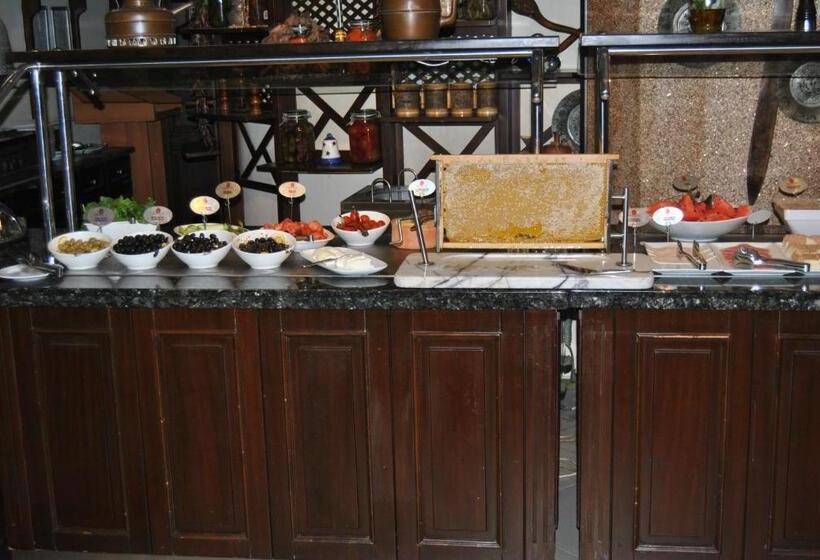 בית מלון כפרי Karaca