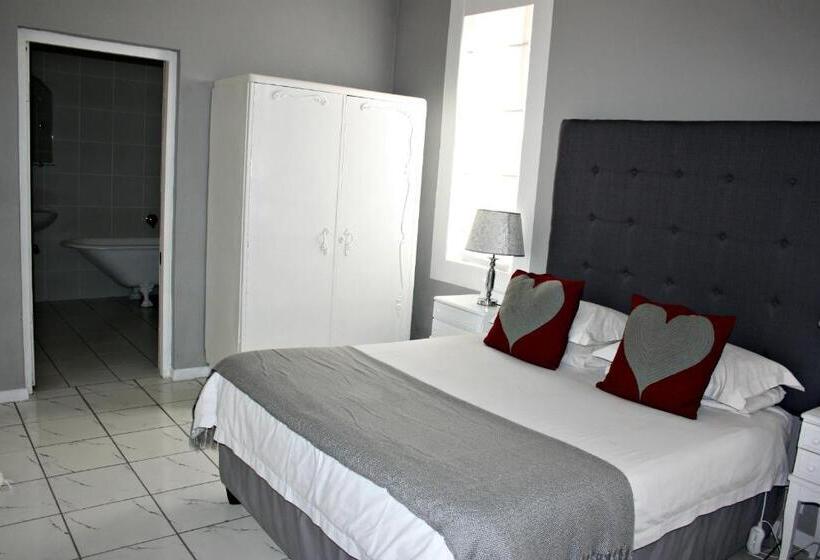 בית מלון כפרי Karoopark Guest House