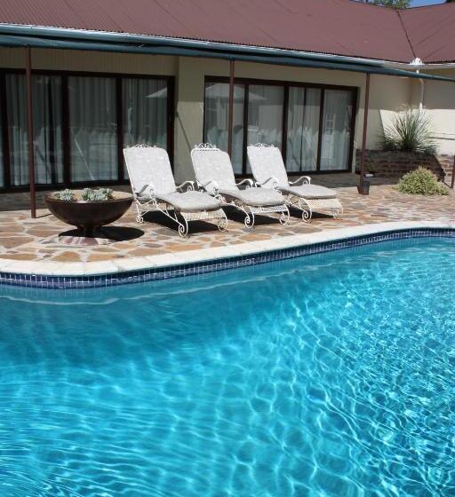 בית מלון כפרי Karoopark Guest House