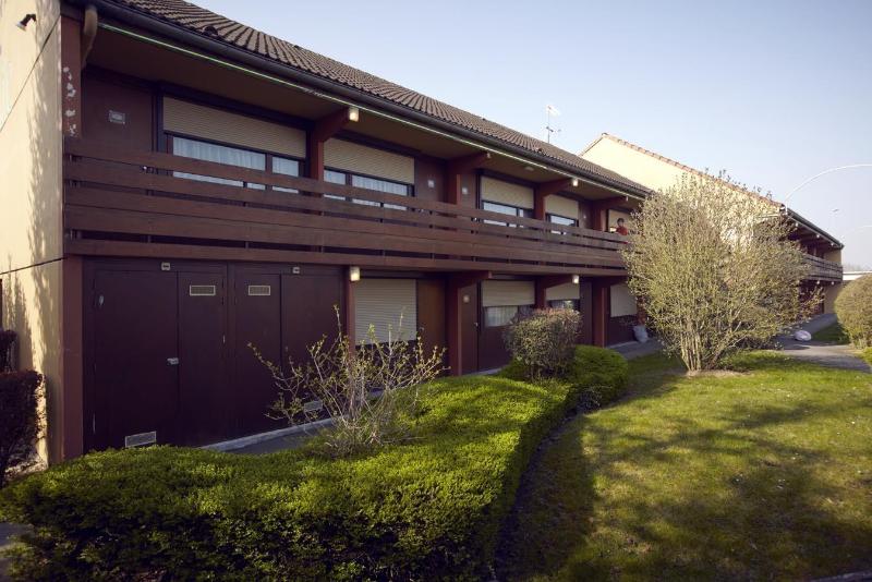 Отель Kyriad Chalons En Champagne  Saint Martin