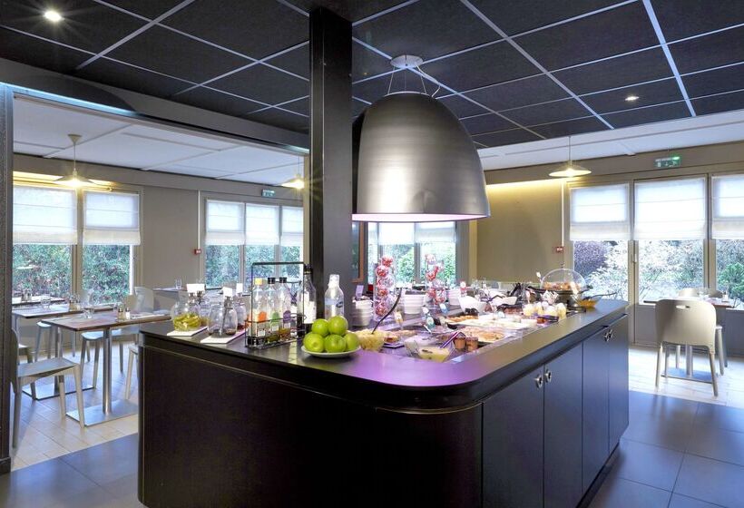 Отель Kyriad Direct Haguenau