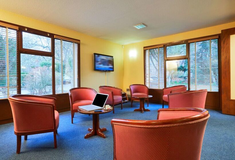 Отель Kyriad Direct Haguenau