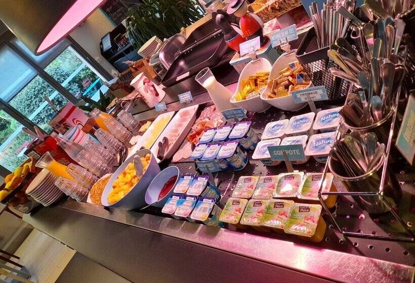 Отель Kyriad Direct Haguenau