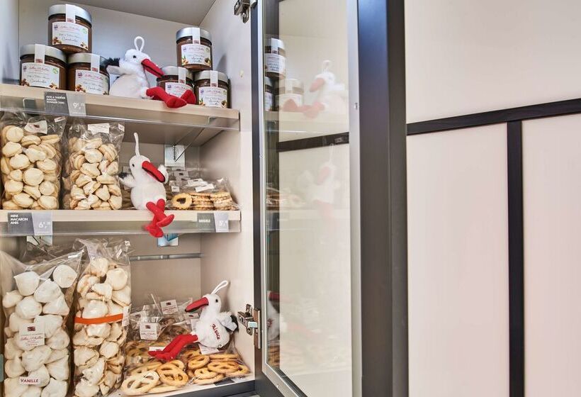 Отель Kyriad Direct Strasbourg Ouest  Zénith