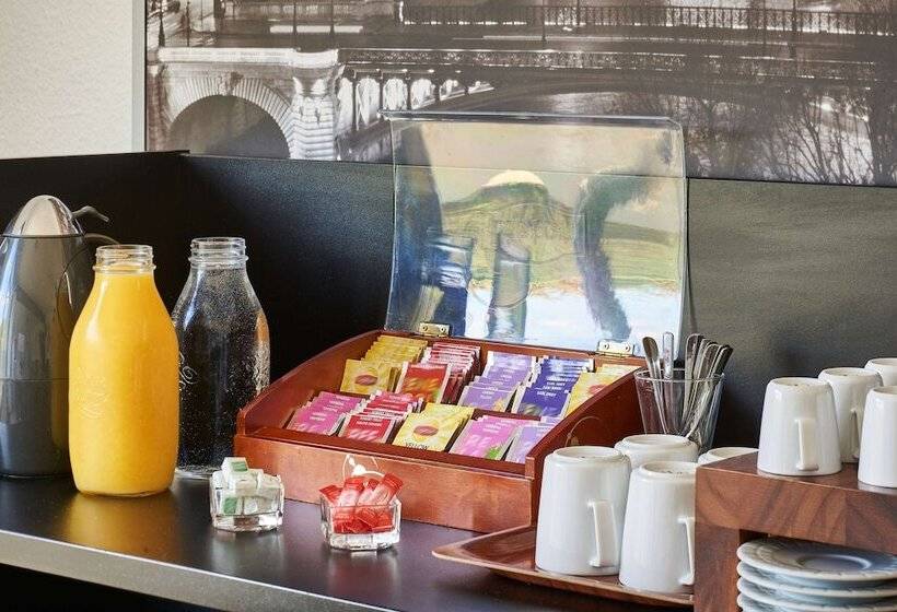 هتل Kyriad Direct Strasbourg Ouest  Zénith