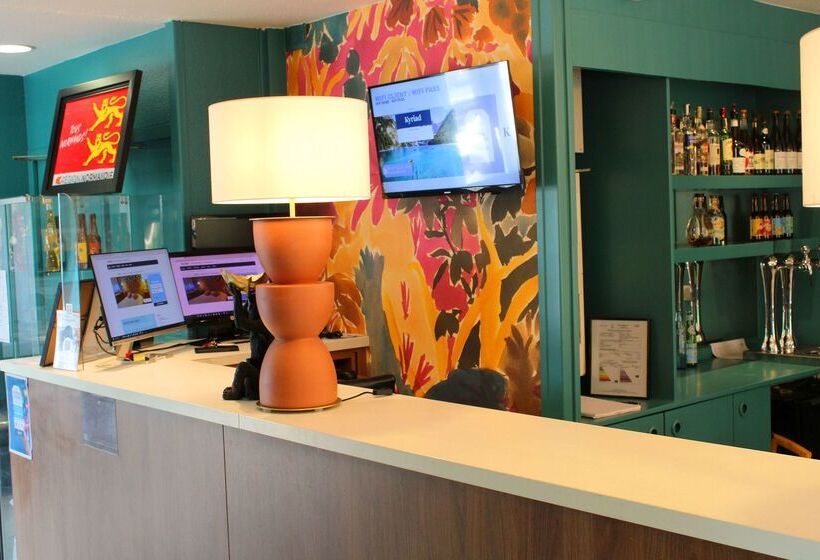 هتل Kyriad Honfleur  La Riviere Saint Sauveur