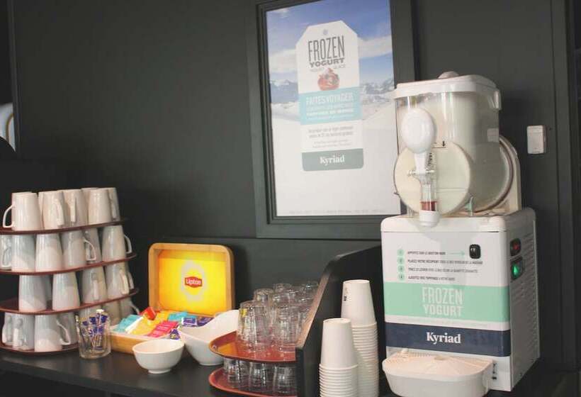 هتل Kyriad Honfleur  La Riviere Saint Sauveur