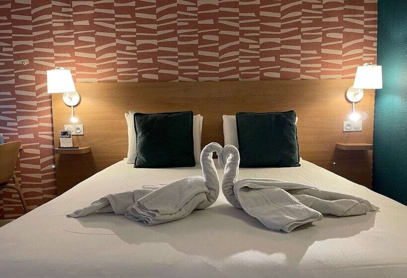 هتل Kyriad Honfleur  La Riviere Saint Sauveur