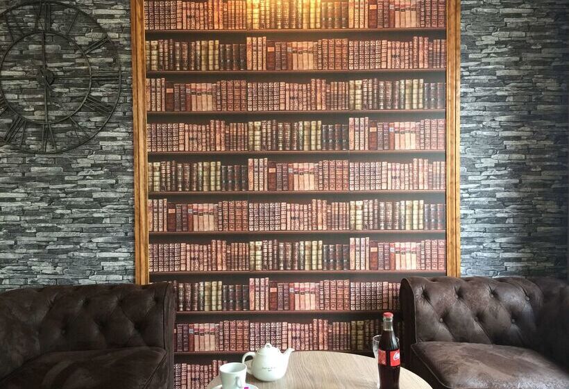 호텔 Kyriad Lisieux