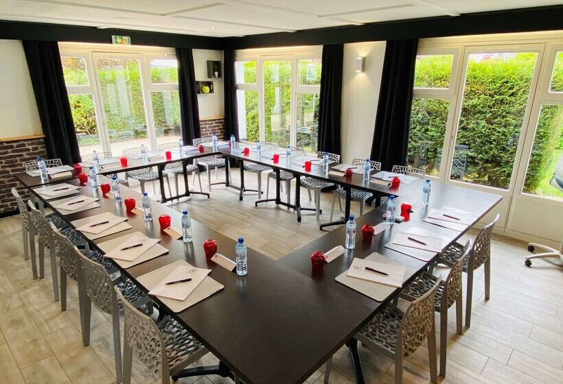 호텔 Kyriad Lisieux