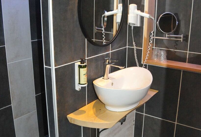 호텔 Kyriad Lisieux