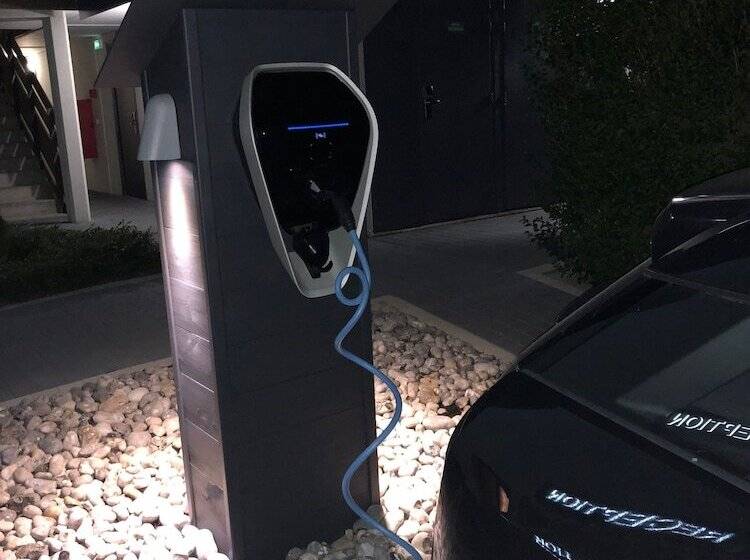 호텔 Kyriad Lisieux