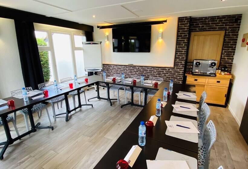 호텔 Kyriad Lisieux