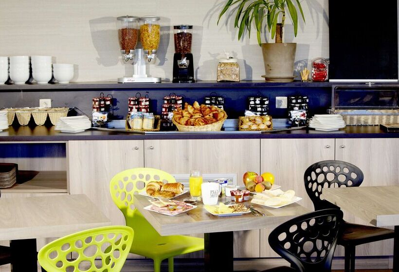 酒店 Kyriad Lyon Est  Saint Bonnet De Mure