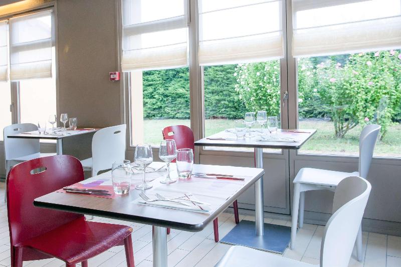 בית מלון כפרי Kyriad Montauban Sud  Albasud