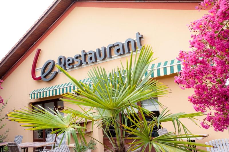 בית מלון כפרי Kyriad Montauban Sud  Albasud