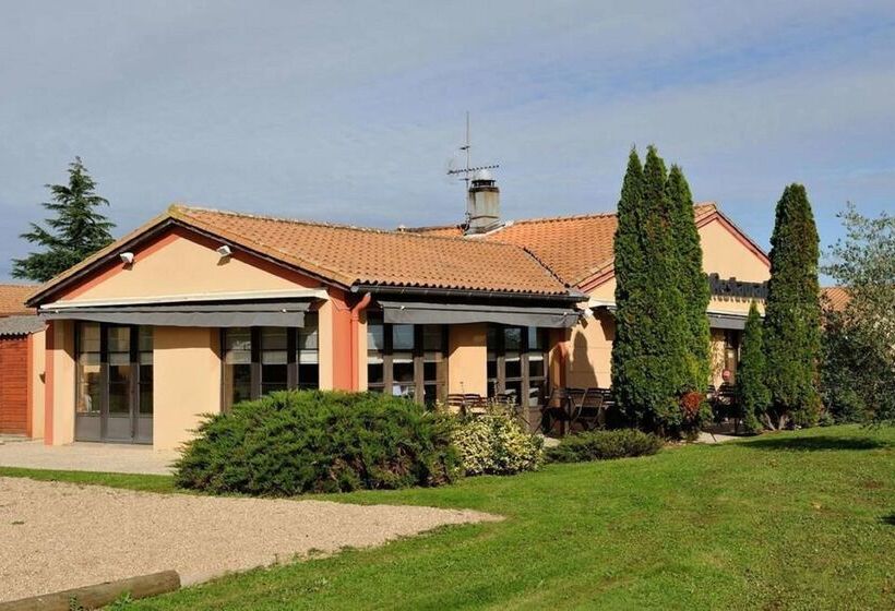 فندق Kyriad Niort   La Crèche