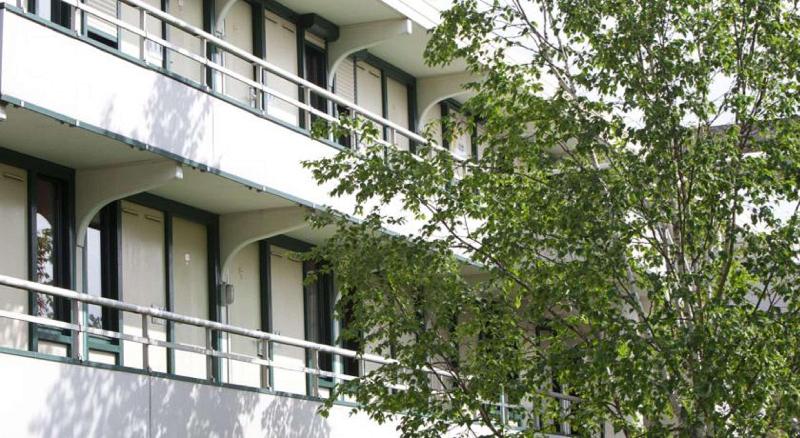 בית מלון כפרי Kyriad Niort   La Crèche