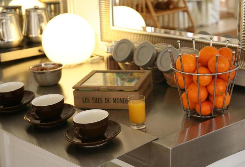 בית מלון כפרי Kyriad Saintes