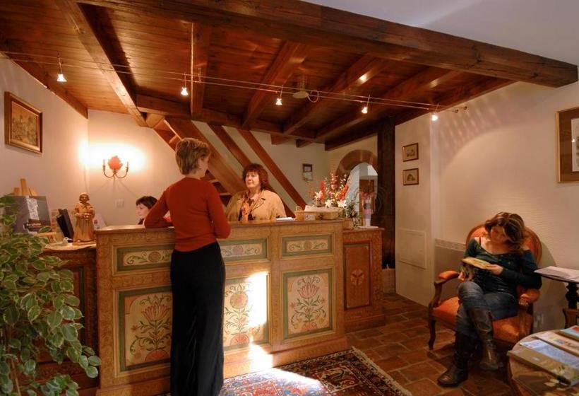 فندق La Cour Du Bailli Suites & Spa