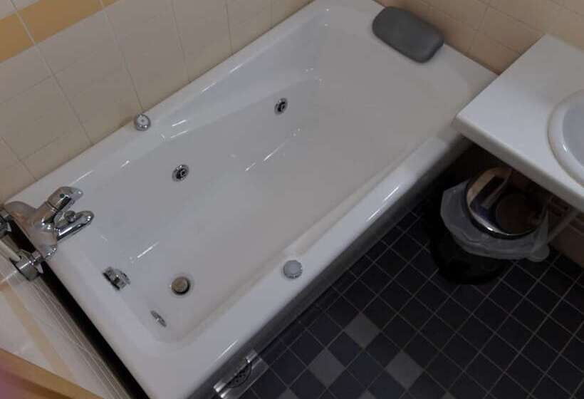 Отель Laitilan Kievari