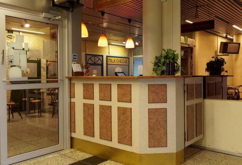 Отель Laitilan Kievari