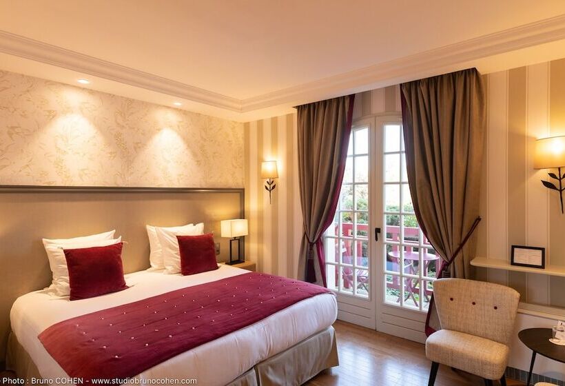 호텔 Le Chateau De La Tour