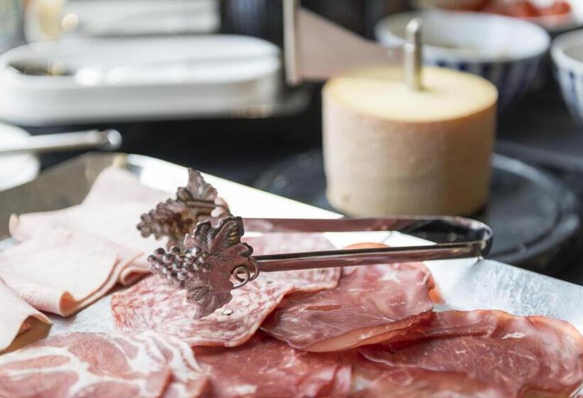 ホテル Le Placide Saint Germain Des Prés