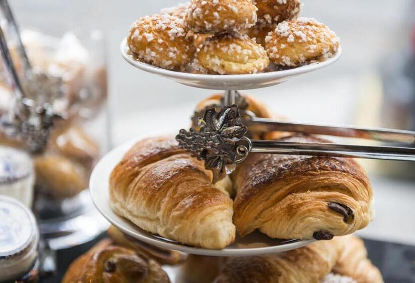 ホテル Le Placide Saint Germain Des Prés