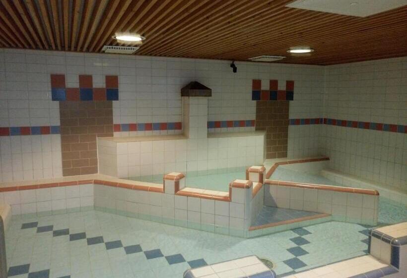 Отель Li Kivitippu