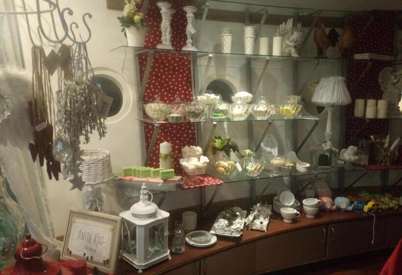 ホテル Li Kivitippu