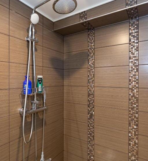 ホテル Li & Ravintola Martinhovi