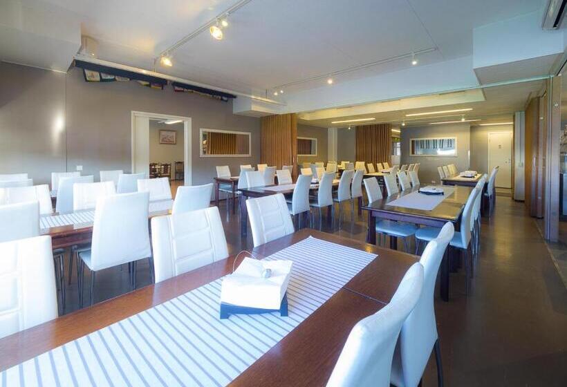 ホテル Li & Ravintola Martinhovi