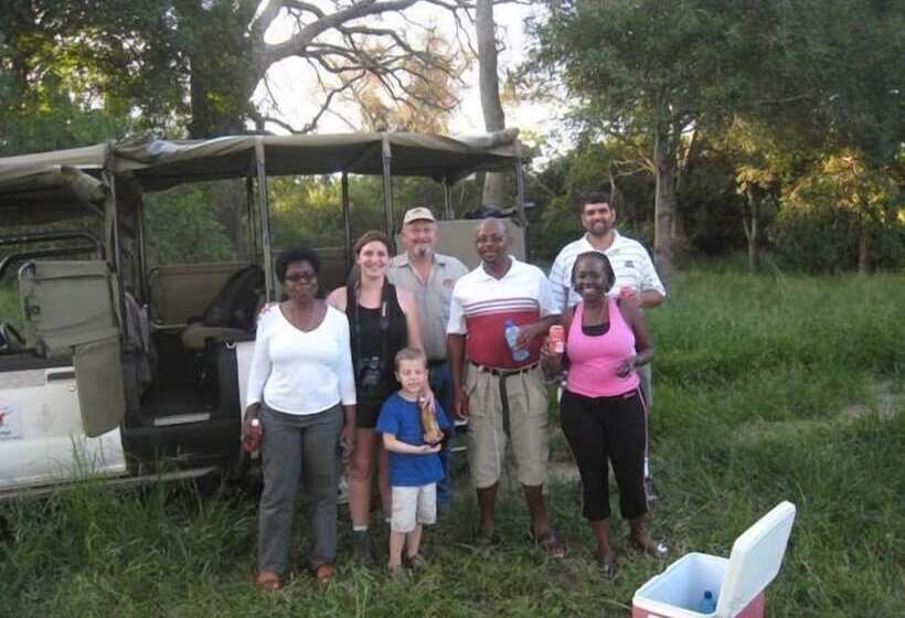 Отель Matumi Game Lodge