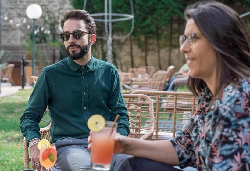 هتل Mercure Bordeaux Chateau Chartrons