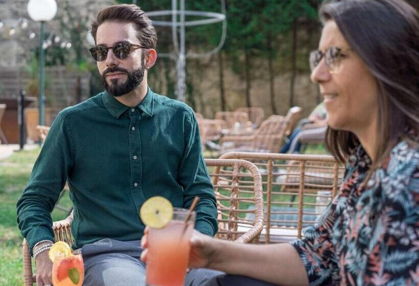 هتل Mercure Bordeaux Chateau Chartrons