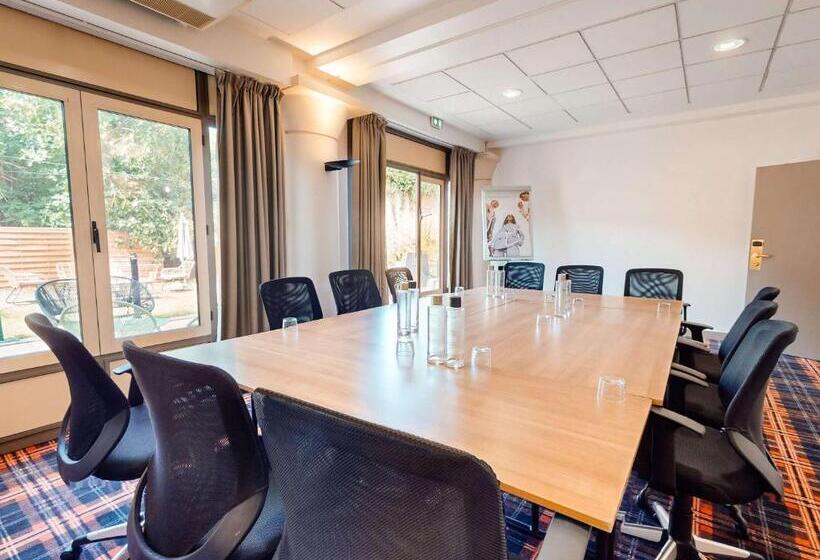 هتل Mercure Bordeaux Chateau Chartrons