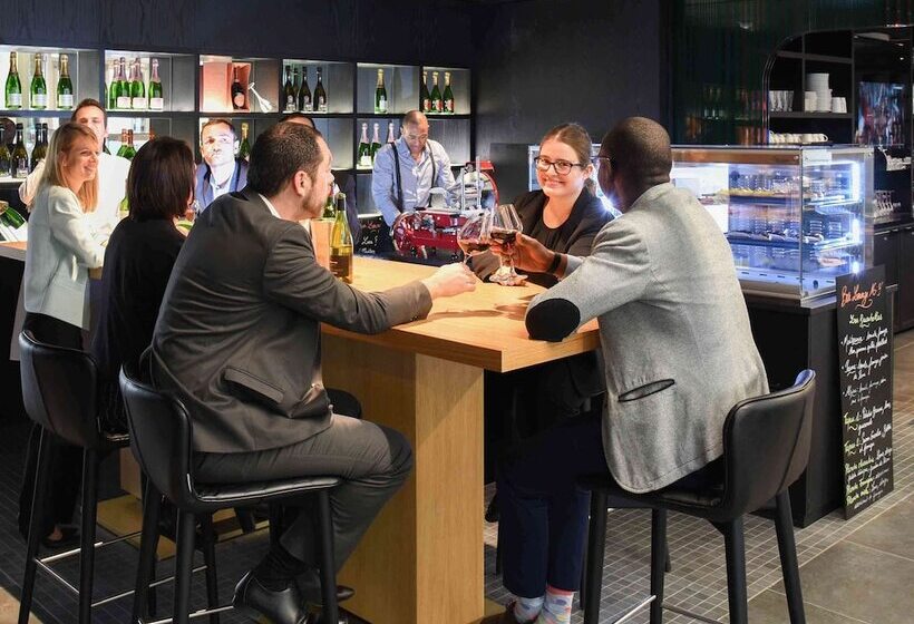 فندق Mercure Paris Boulogne