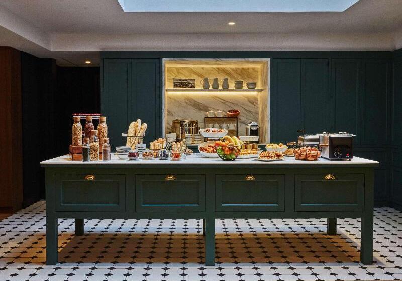 호텔 Mercure Versailles Chateau