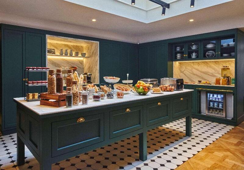 호텔 Mercure Versailles Chateau