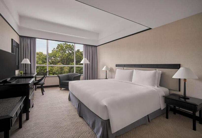 هتل New World Saigon