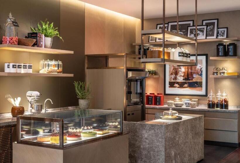 هتل New World Saigon