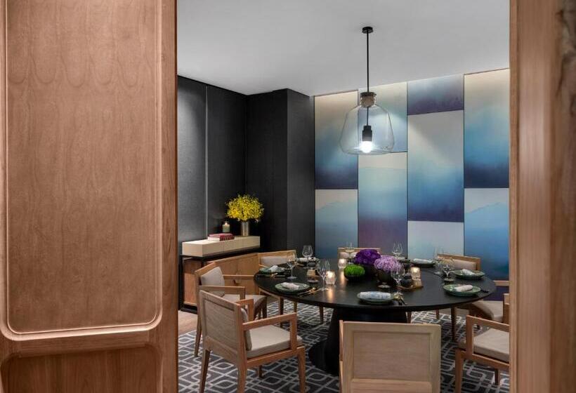 هتل New World Saigon