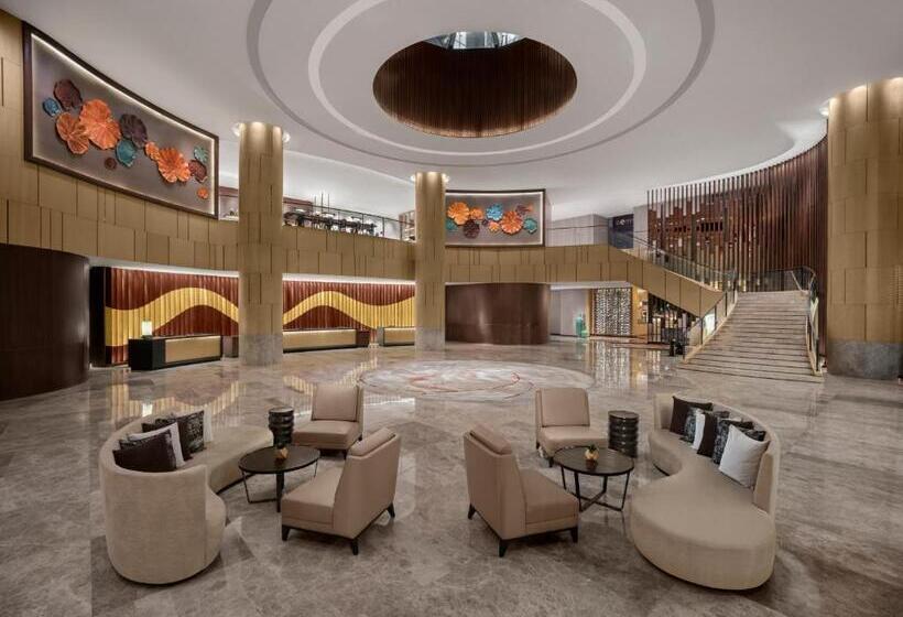 هتل New World Saigon