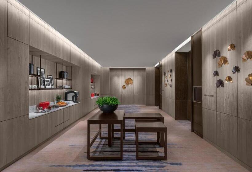 هتل New World Saigon