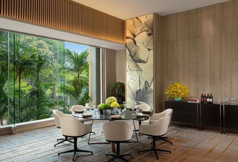 هتل New World Saigon